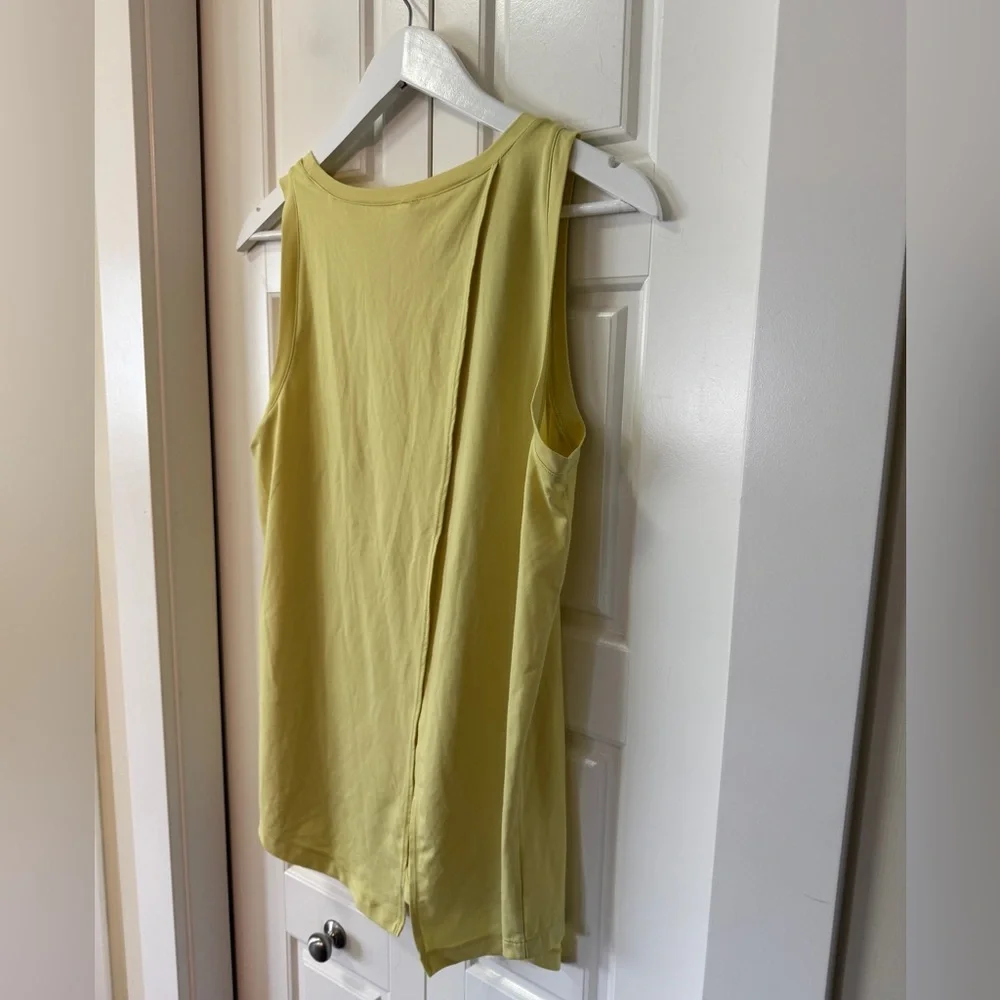 Helly Hansen Tech Split Back Tank – Medium - Picture 7 of 8